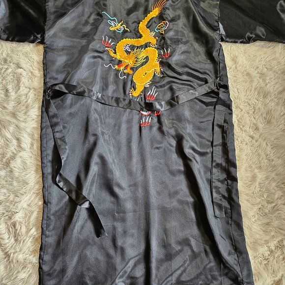 Huahong Mei Unisex Black Satin Asian Dragon Embroidery Long Bathrobe Kimono - Picture 4 of 9